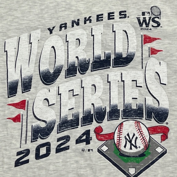 New York Yankees 2024 World Series MLB Baseball Crewneck Tshirt - Picture 2 of 5